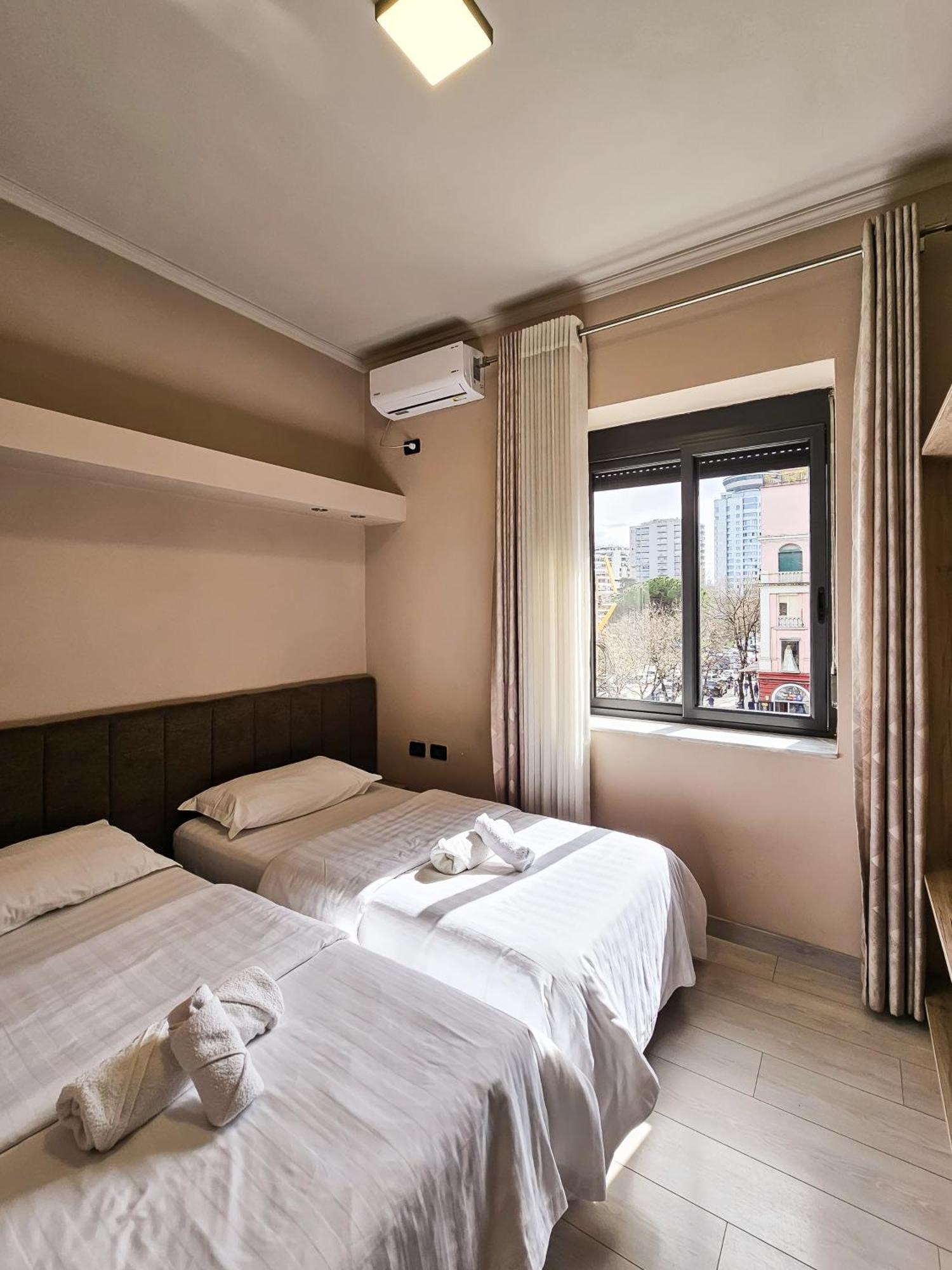 טיראנה Sunflower Twin Room מראה חיצוני תמונה