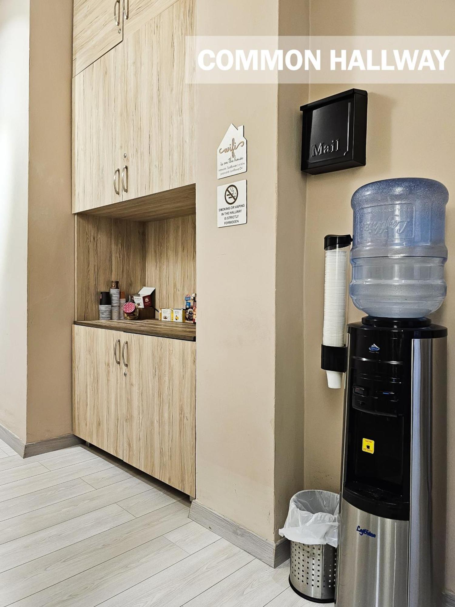 טיראנה Sunflower Twin Room מראה חיצוני תמונה